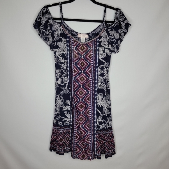 Band Of Gypsies Bohemian Ruffled Top - Picture 7 of 11